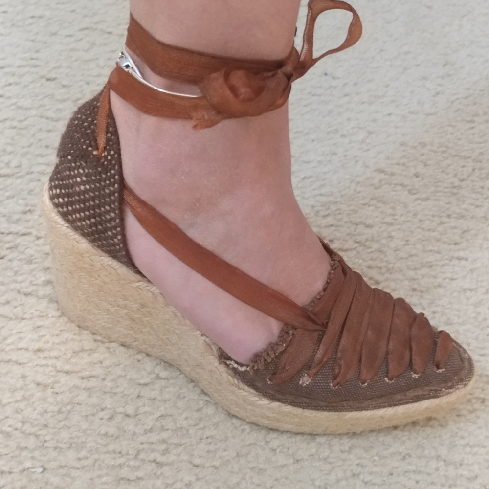 Charles David Brown Wedge Ankle Tie Ribbon Sandal